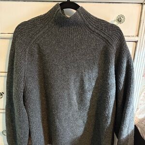 H&M Charcoal Ribbed Knit Pullover